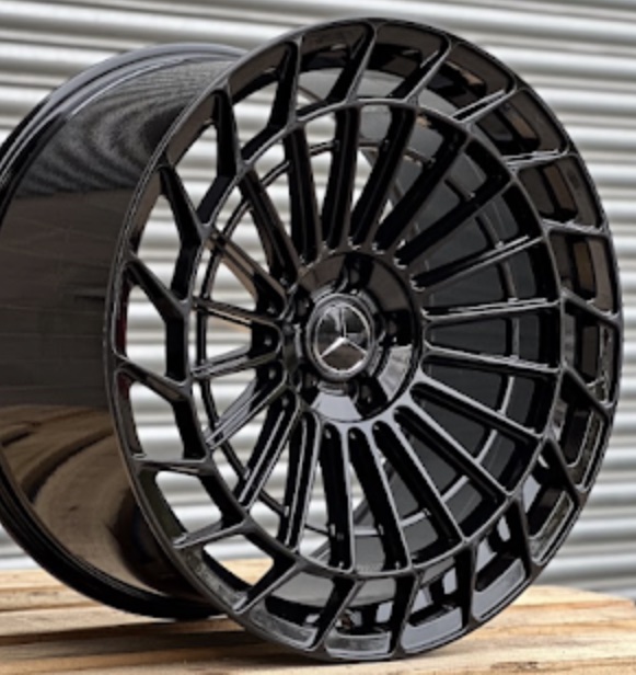 jante neuve 8x19 5x112 66,6. gloss Black 8x19"